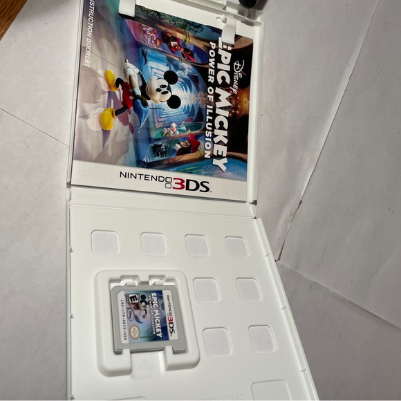 Nintendo 3DS Epic Mickey: Power of Illusion - Picture 3 of 3